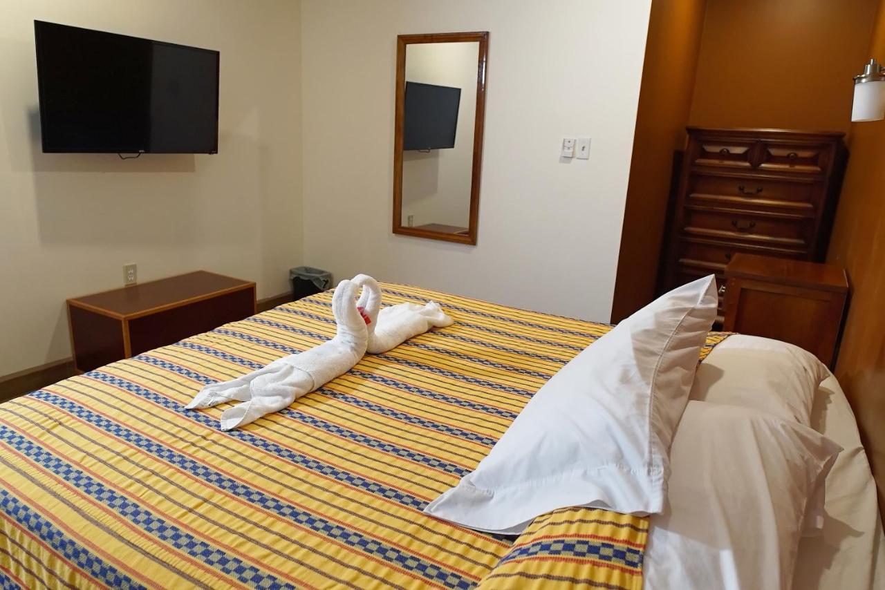 Venus Hotel San Ignacio Bagian luar foto