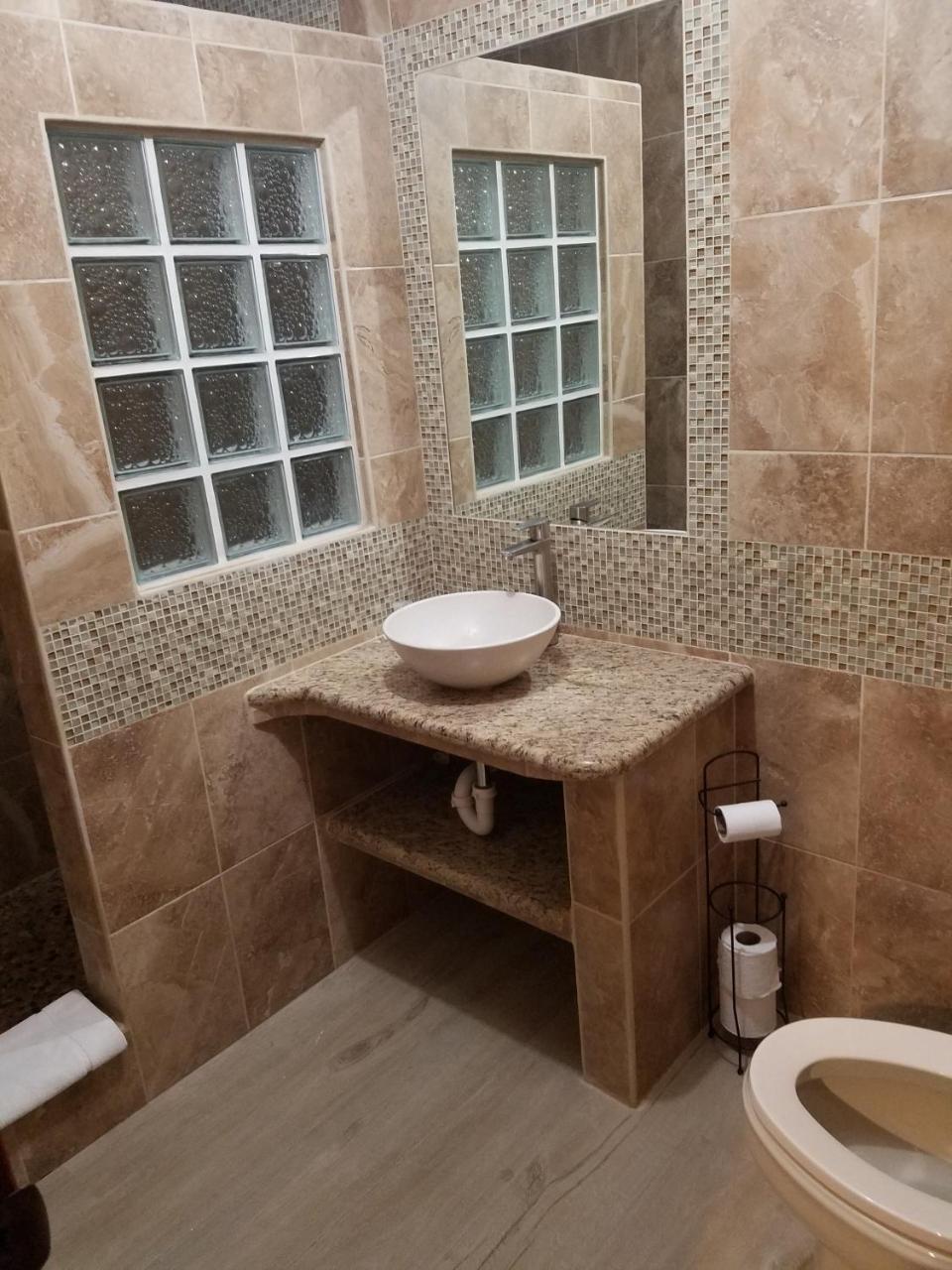 Venus Hotel San Ignacio Bagian luar foto